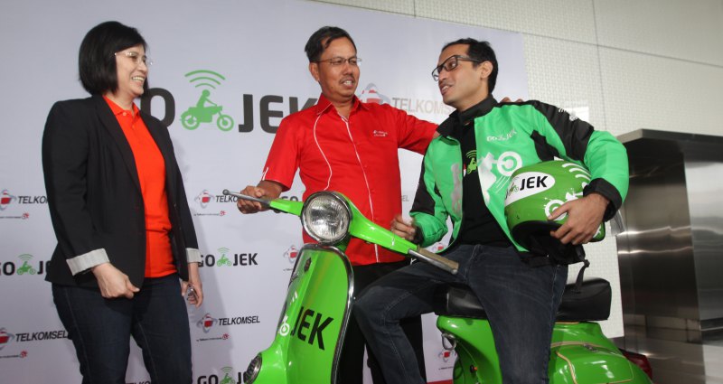 telkomsel gandeng gojek