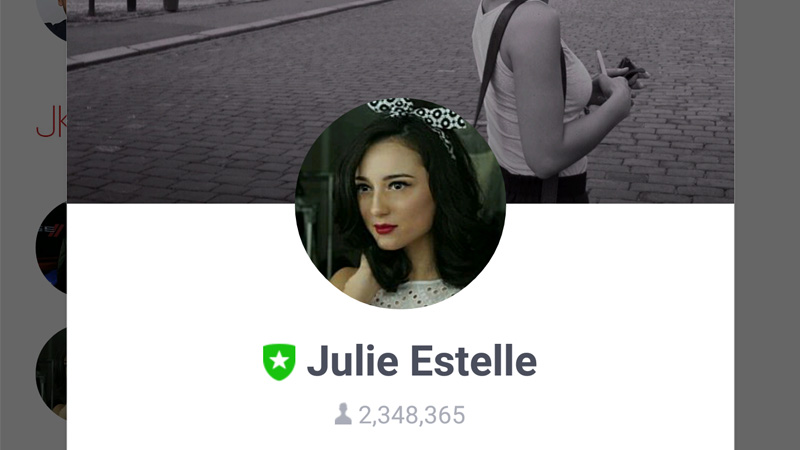 Julie Estelle LINE