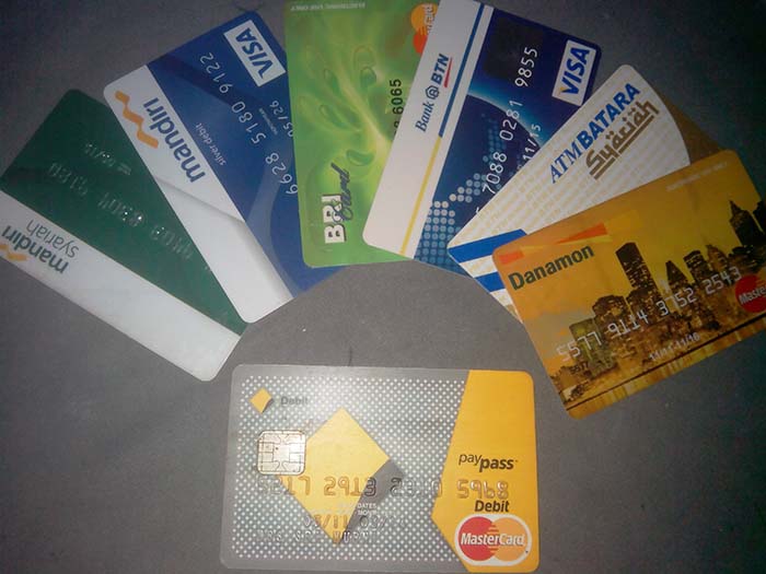 Contoh kartu debit | Photo