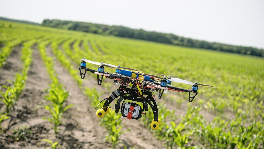 Penggunaan drone untuk pertanian | Ilustrasi